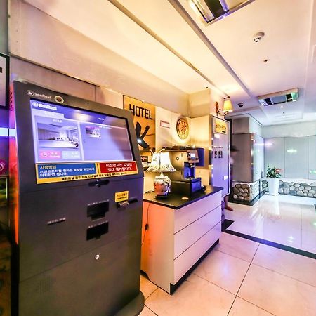 Gimhae Business Hotel K Ngoại thất bức ảnh