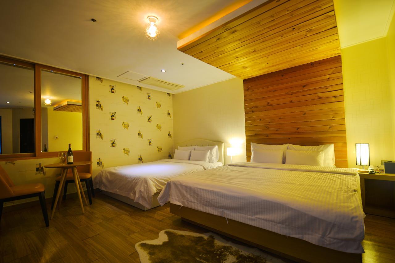 Gimhae Business Hotel K Ngoại thất bức ảnh