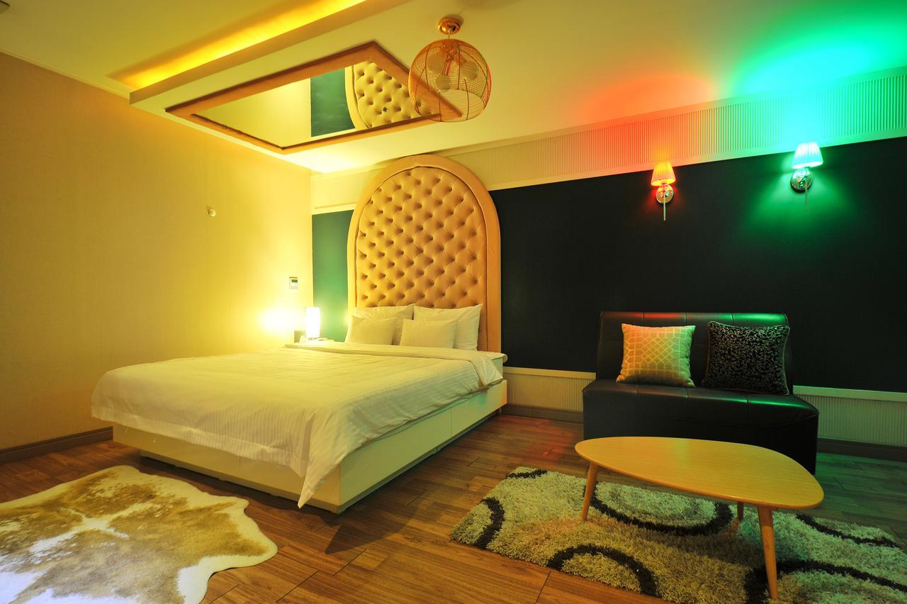 Gimhae Business Hotel K Ngoại thất bức ảnh