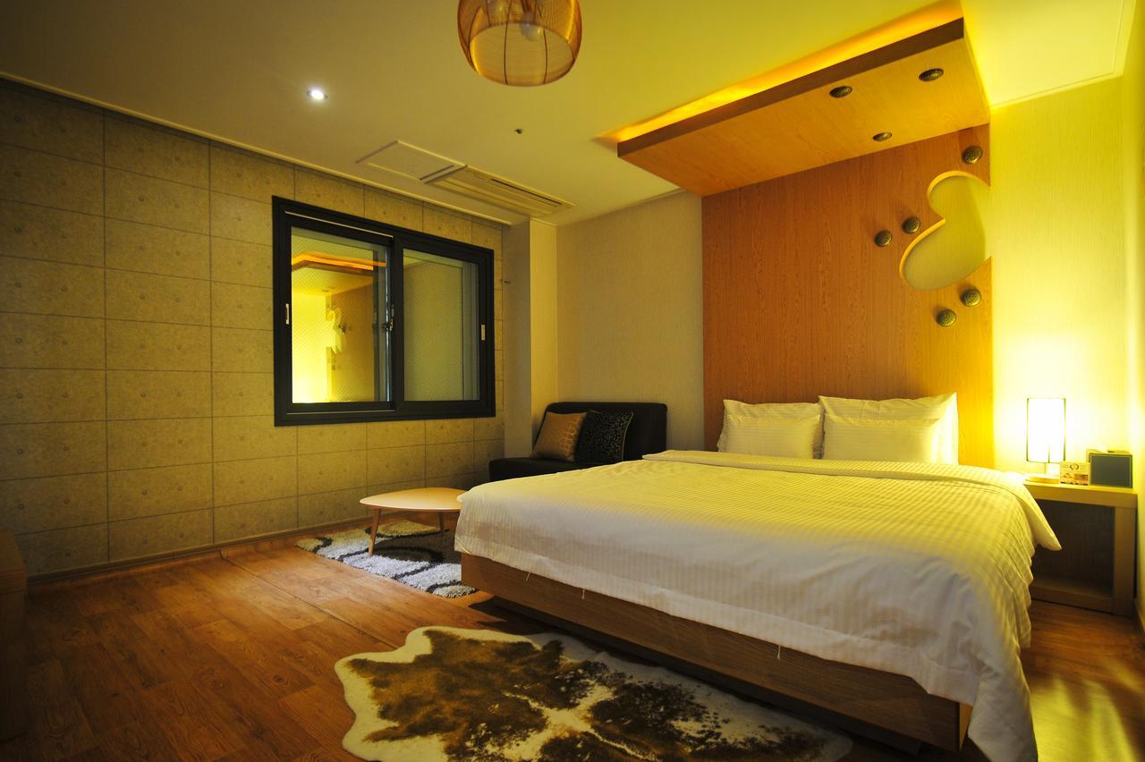 Gimhae Business Hotel K Ngoại thất bức ảnh