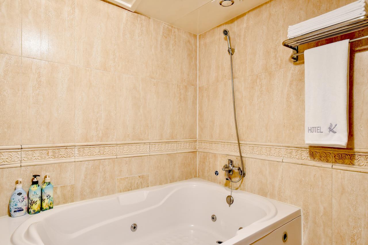 Gimhae Business Hotel K Ngoại thất bức ảnh