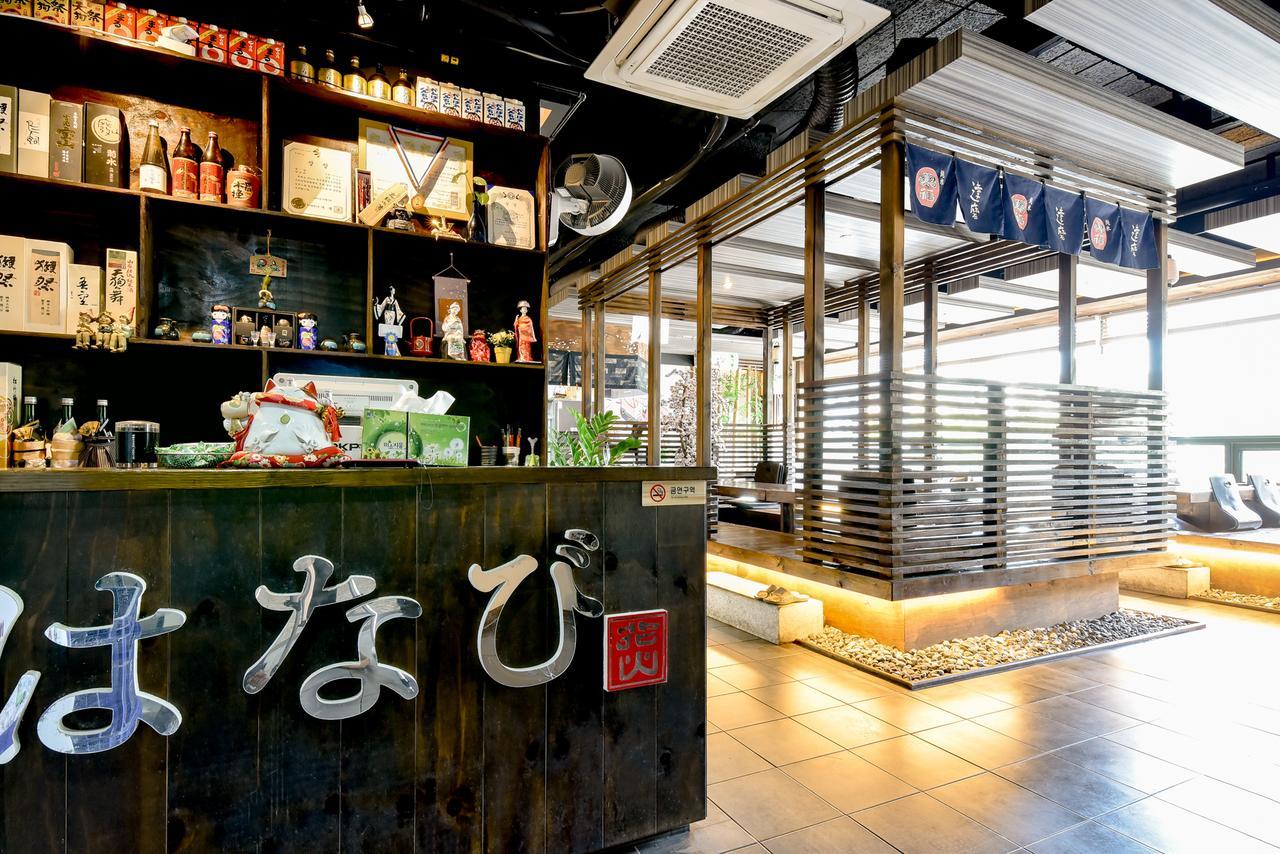 Gimhae Business Hotel K Ngoại thất bức ảnh