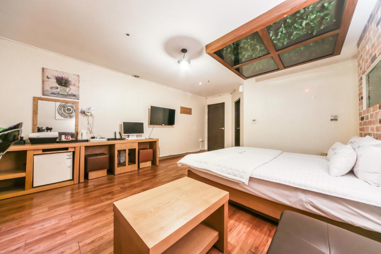 Gimhae Business Hotel K Ngoại thất bức ảnh