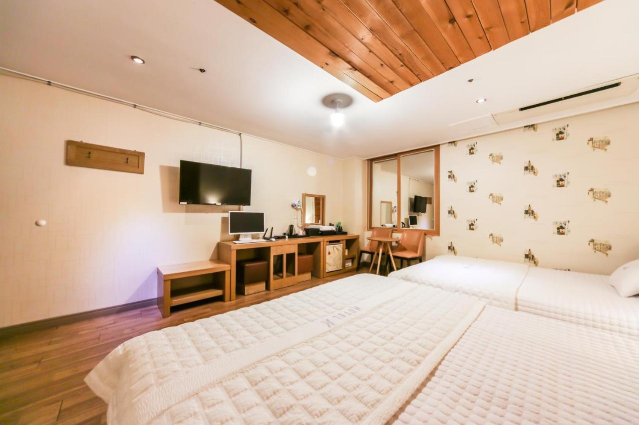 Gimhae Business Hotel K Ngoại thất bức ảnh